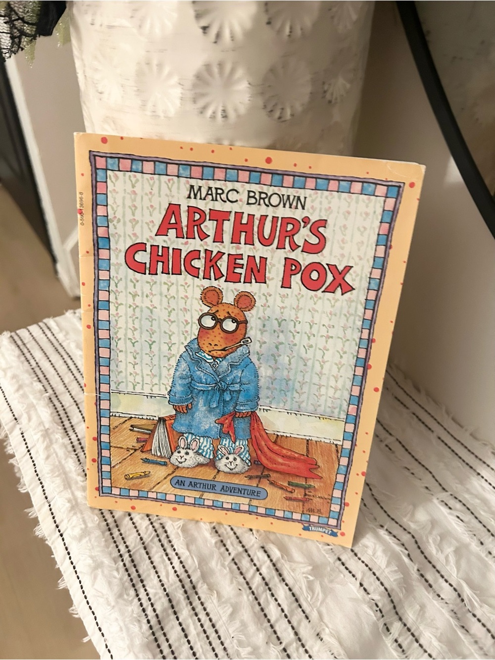 Arthur’s Chicken Pox Marc Brown 1994 Children’s Picture Book